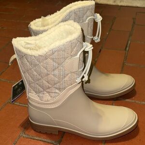Kamik Stella Beige Quilted Winter Boots 10